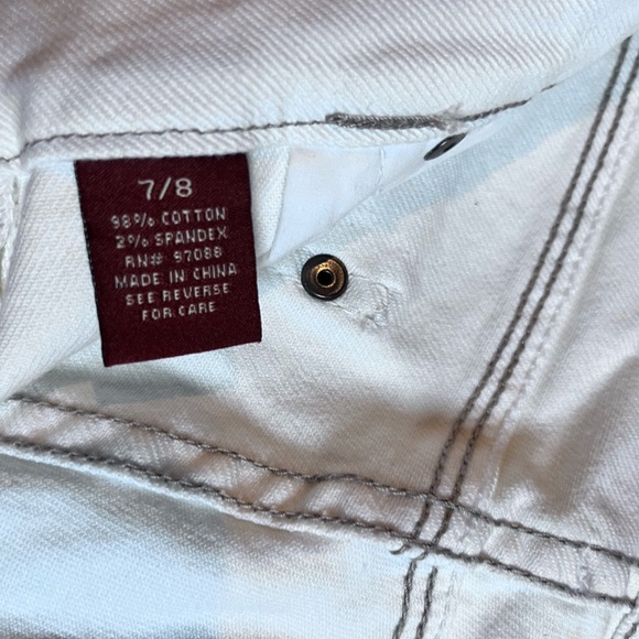 Y2K dELiA*s Morgan Off White Denim Bermuda Shorts - Picture 4 of 5